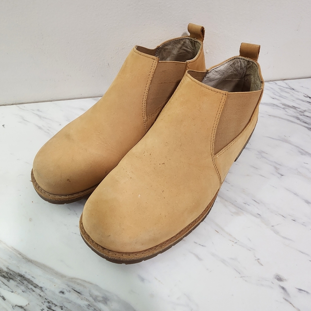 B Buffalino Mens 9 Leather   Boot Beige Suede Cushioned Square Toe A7